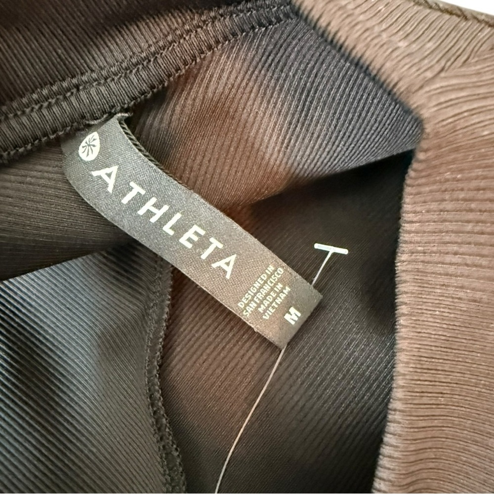 Athleta Black Ribbed Mock Neck Ruched Wrap Tank Top Size M Capsule wardrobe Yoga - Picture 4 of 8